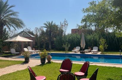 Ferme avec villa traditionnelle Meublée avec Piscine Privée – Route d’Agafay, Marrakech